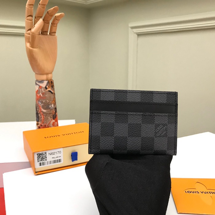 LOUIS VUITTON N62170 カードケース ダミエグラファイト サイズ:11x7cm