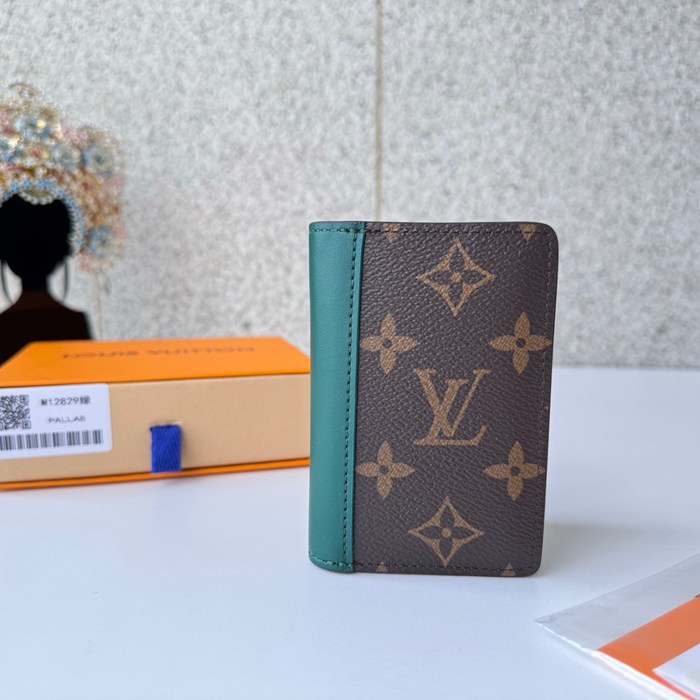 LOUIS VUITTON 12829 ポケットオーガナイザー モノグラムマッカーサー グリーン サイズ:7.5x11.1cm