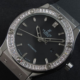 HUBLOT クラシックフュージョン Asian 21600振動 自動巻き