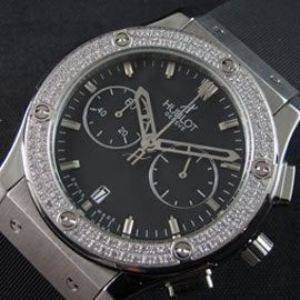 HUBLOT クラシックフュージョン ブラック文字盤 ベゼル全面ダイヤ アフターサービス完璧