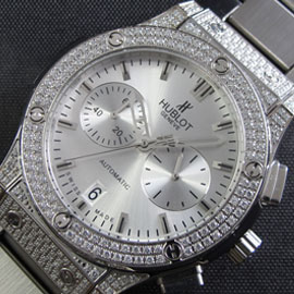 HUBLOT クラシックフュージョン クォーツ搭載 高級感