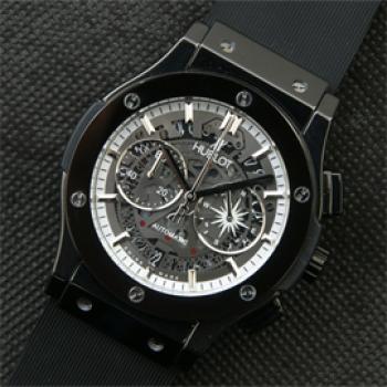 HUBLOT クラシックフュージョン アエロクロノグラフ クォーツ搭載