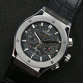 HUBLOT クラシックフュージョン セラミックブルー クロノグラフ 521.CM.7170.LR