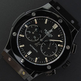 HUBLOT クラシックフュージョン クロノグラフ チタニウム 電池式 激安価格