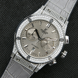 HUBLOT クラシックフュージョン 521.CM.7170.LR クロノグラフ 動作良好