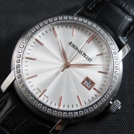 AUDEMARS PIGUET エクストラシン MIYOTA 9015搭載 迅速対応