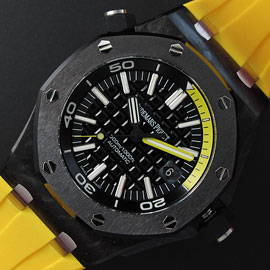 AUDEMARS PIGUET ロイヤルオーク 黄色ラバーバンド 日本登場