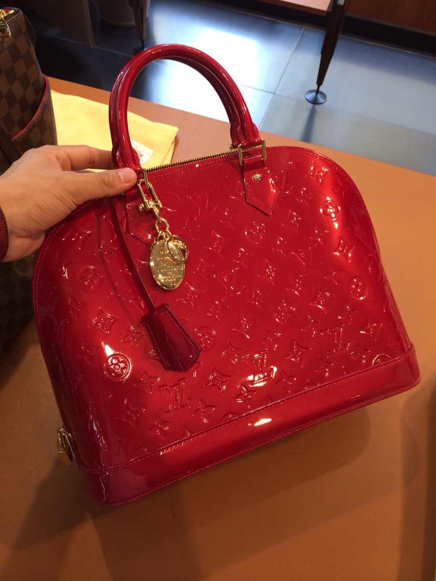 Authentic Louis Vuitton Monogram Vernis Alma Bag M90096 Red